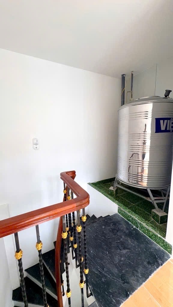 Bán nhà Thanh Nhàn - diện tích 24m2 4 tầng - ô tô tránh - giá 5,9 tỷ
