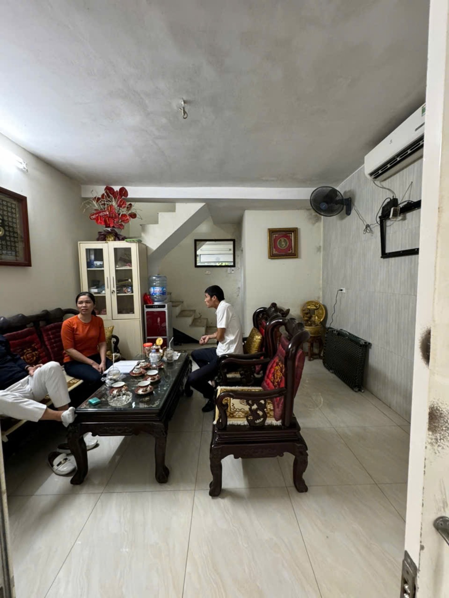 Bán nhà Đầm Trấu - diện tích 33m2 3 tầng - Ô TÔ - PHÂN LÔ ĐẦM TRẤU - KINH DOANH - CHO THUÊ - Ở ĐỀU ĐỈNH - giá 7,8 tỷ
