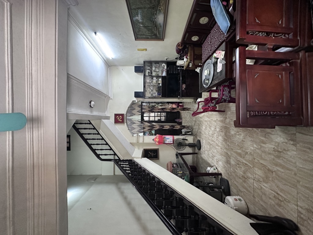 Bán nhà Hai Bà Trưng - diện tích 72m2 4 tầng - ô tô tránh - giá 16,9 tỷ