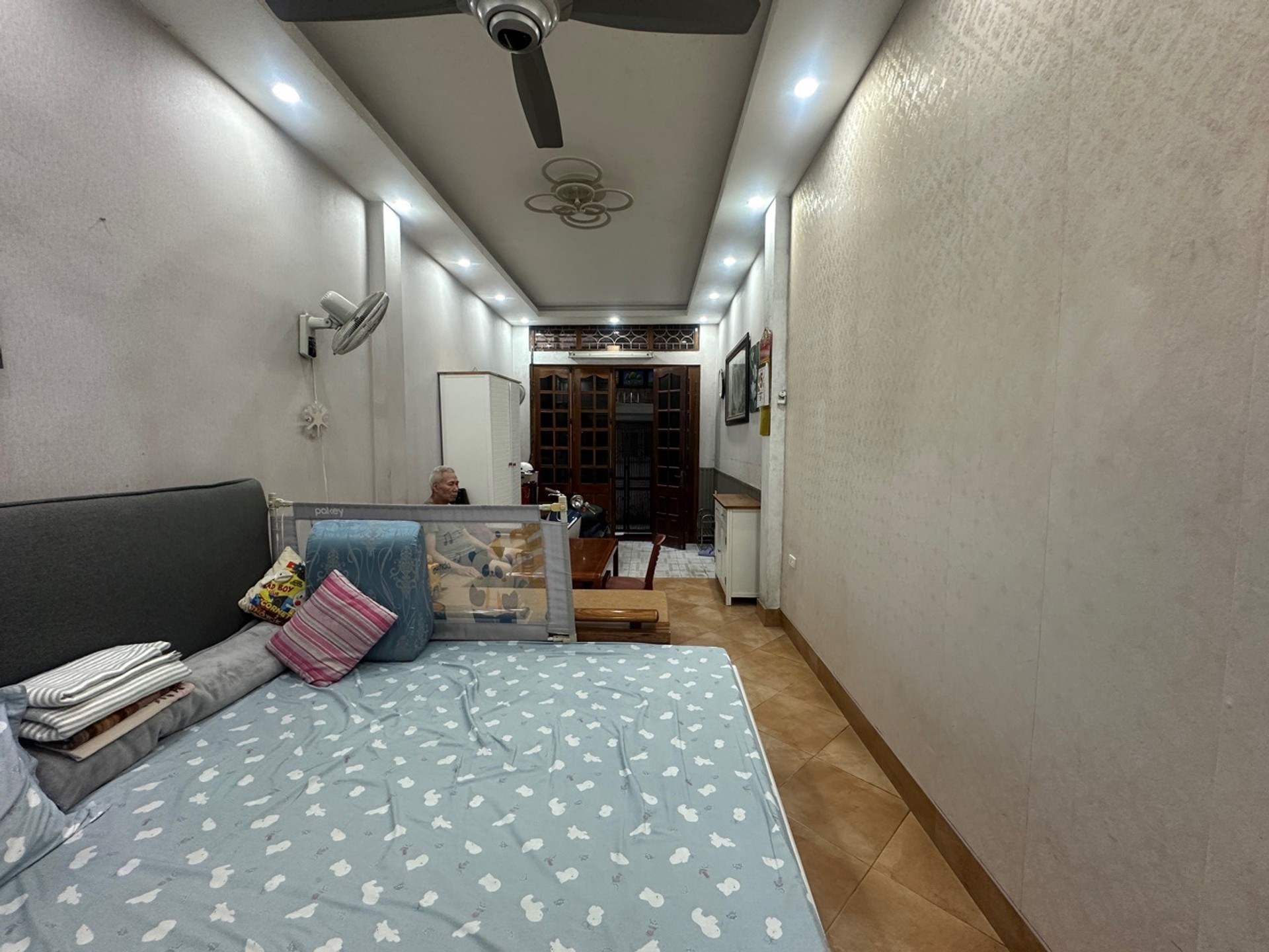 Bán nhà Hai Bà Trưng - diện tích 51m2 3 tầng - 2 mặt ngõ - giá 9,2 tỷ