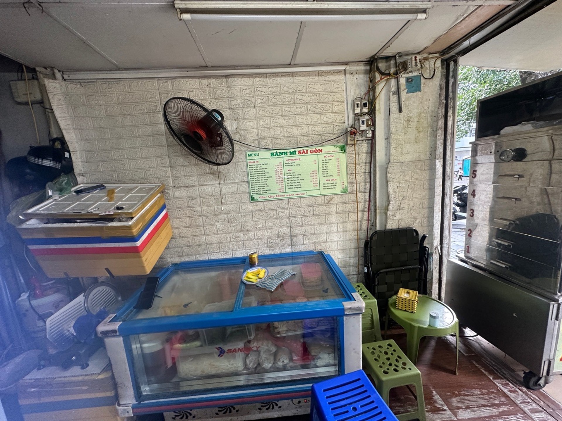 Bán nhà Lò Đúc - diện tích 13m2 1 tầng - Lô góc - giá 5 tỷ