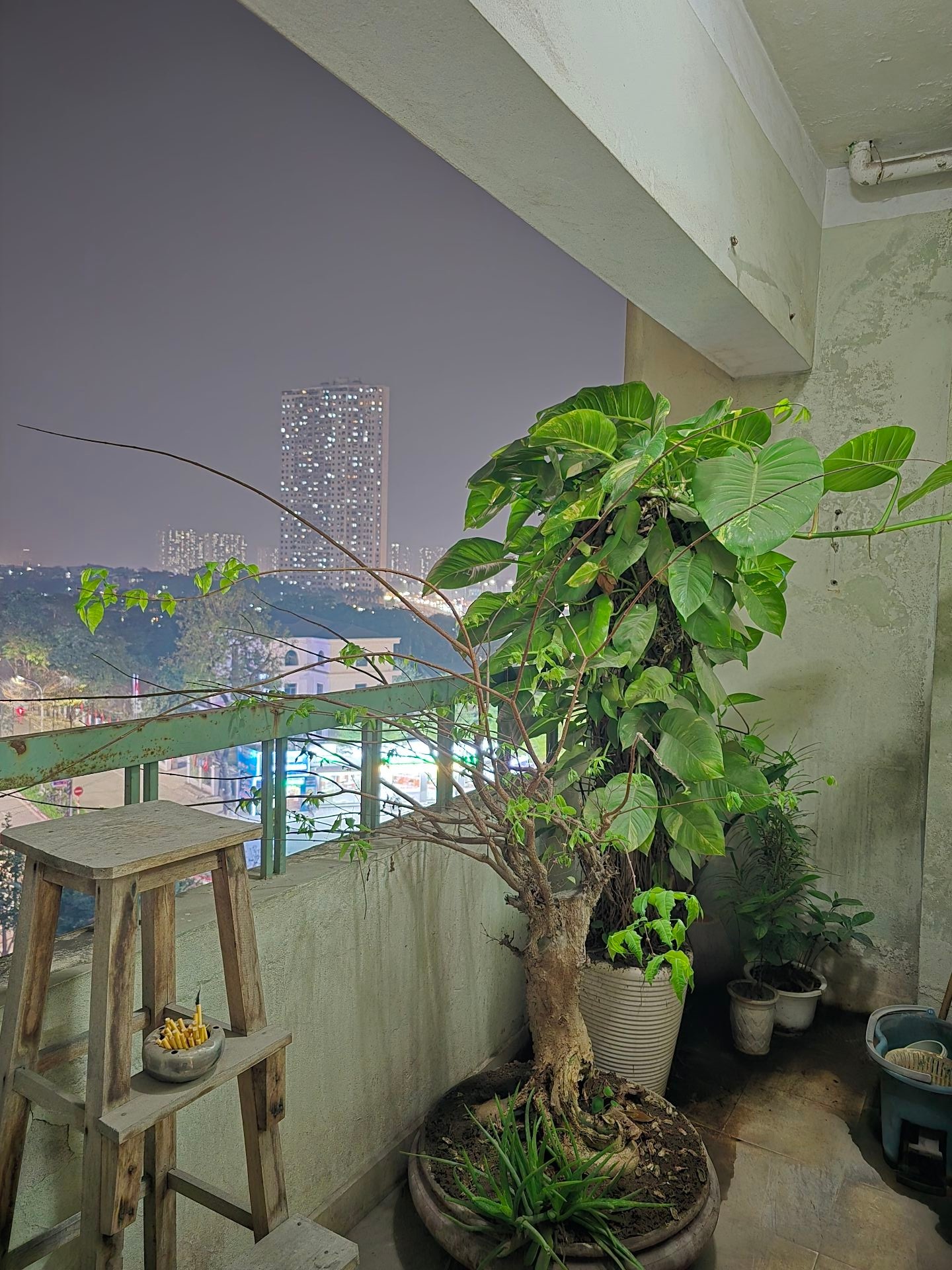 Bán nhà Nguyễn Hữu Thọ - diện tích 139m2 6 tầng - Căn hộ 3 phòng ngủ - giá 10,1 tỷ