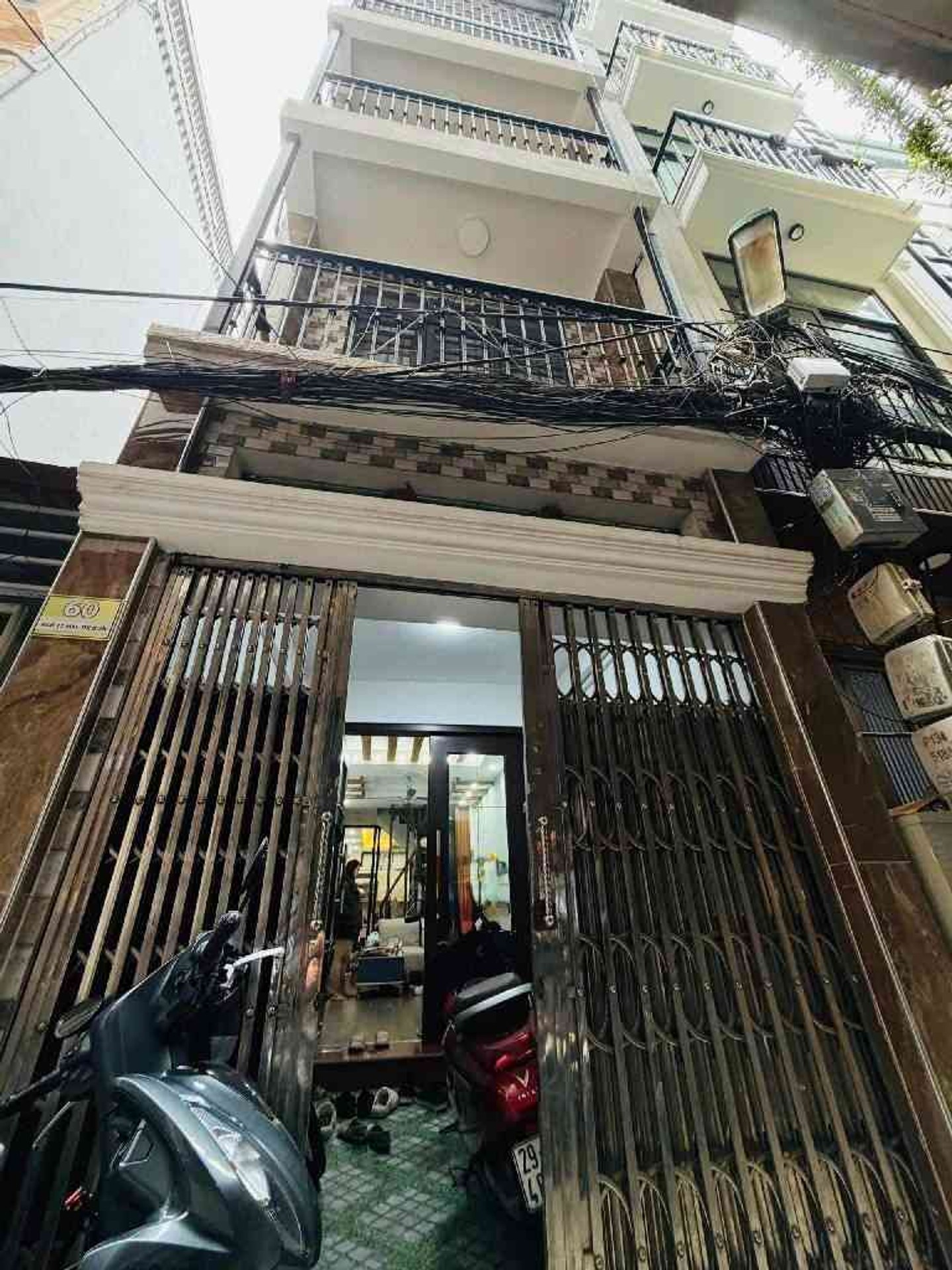 Bán nhà Mạc Thị Bưởi - diện tích 47m2 4 tầng - Nhà đẹp đón Tết - giá 14,5 tỷ