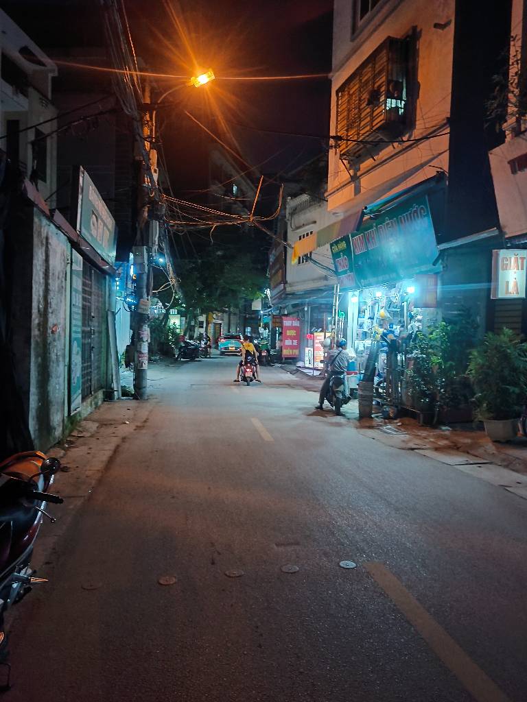 Bán nhà Mễ Trì Thượng - diện tích 97m2 1 tầng - Ô TÔ TRÁNH - giá 25 tỷ