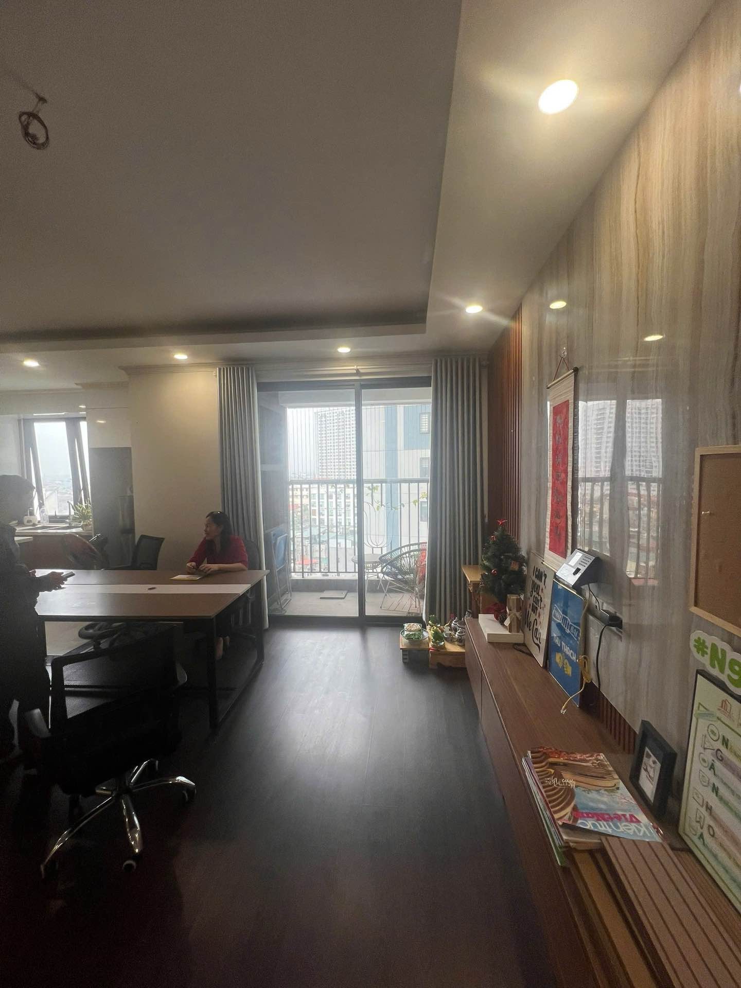 Bán nhà Minh Khai - diện tích 97m2 1 tầng - Căn hộ đẹp hiếm có - giá 12,1 tỷ