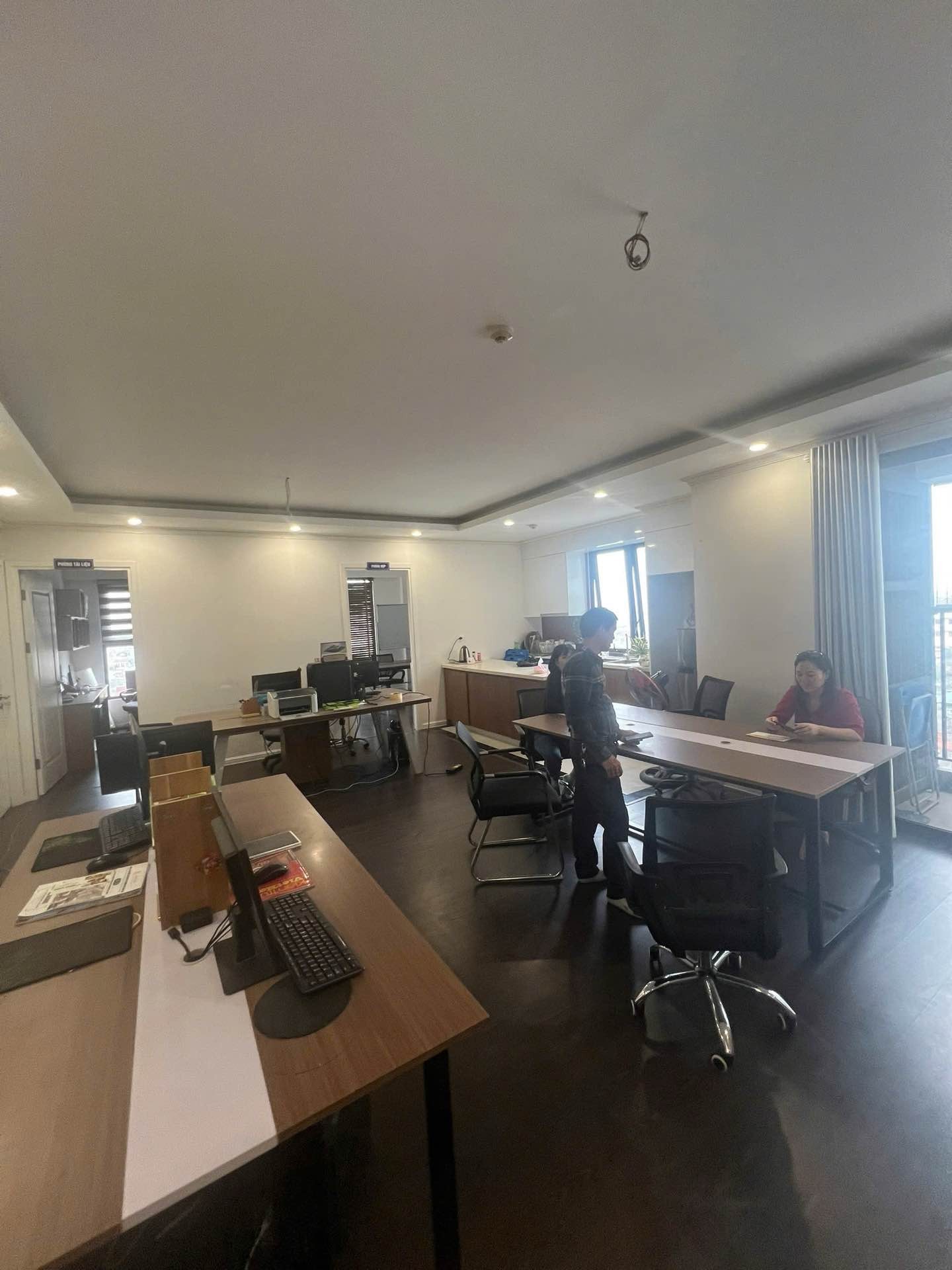 Bán nhà Minh Khai - diện tích 97m2 1 tầng - Căn hộ đẹp hiếm có - giá 12,1 tỷ
