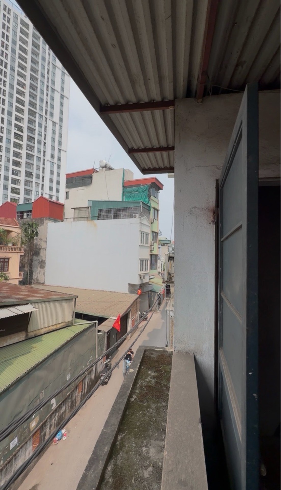 Bán nhà Hoàng Mai - diện tích 13m2 3 tầng - Lô góc 2 mặt thoáng kinh doanh - giá 2 tỷ