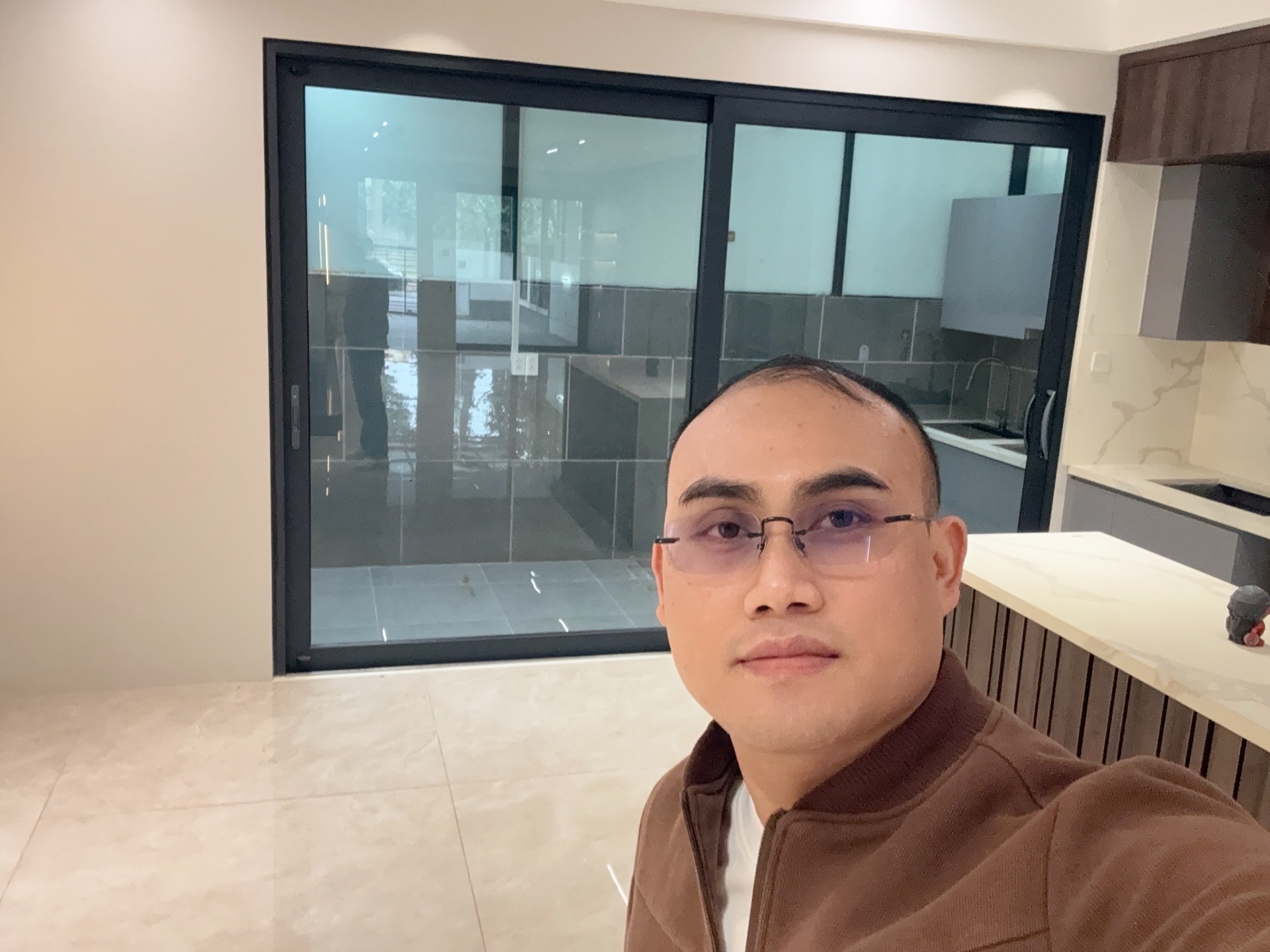 Bán nhà Đường 3-1 - diện tích 119m2 4 tầng - Nhà đẹp hiếm có - giá 38,8 tỷ