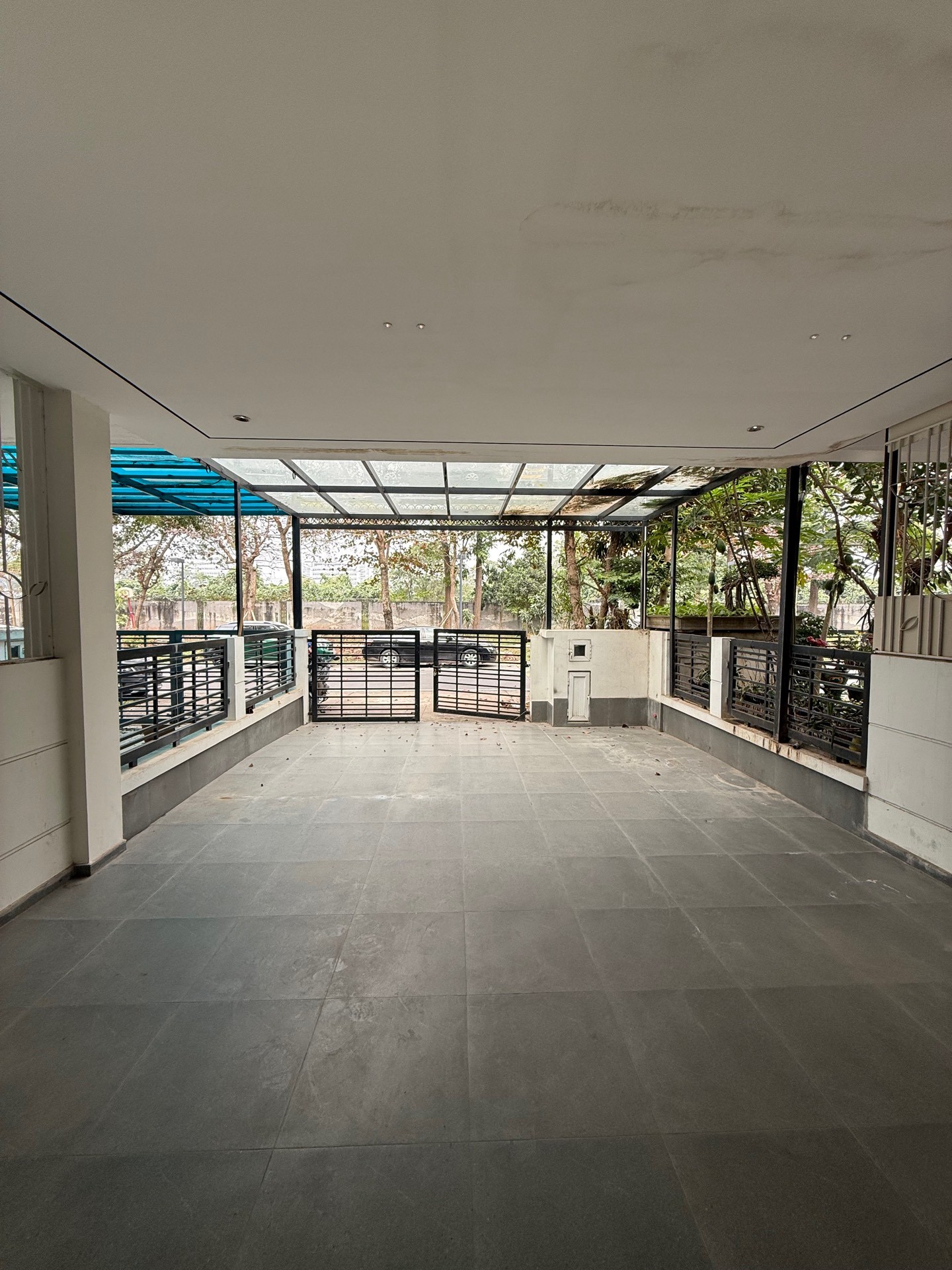 Bán nhà Đường 3-1 - diện tích 119m2 4 tầng - Nhà đẹp hiếm có - giá 38,8 tỷ