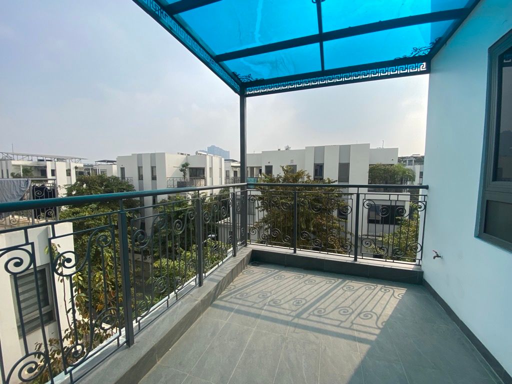 Bán nhà Khu C The Manor Nguyễn Xiển - diện tích 160m2 4 tầng - 2 mặt thoáng - giá 65 tỷ