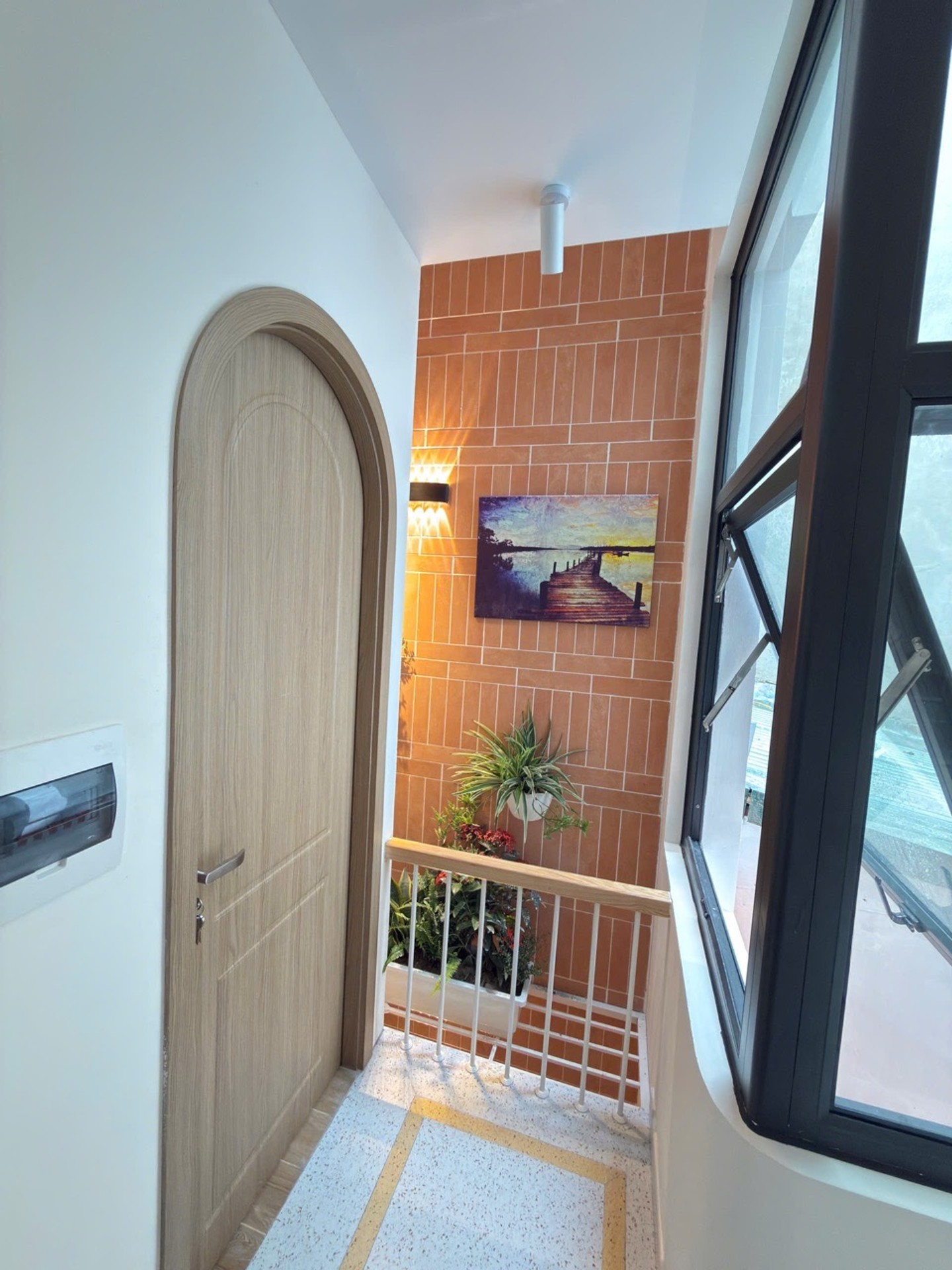 Bán nhà Vũ Tông Phan - diện tích 26m2 5 tầng - Nhà xây mới full nội thất - giá 7,35 tỷ