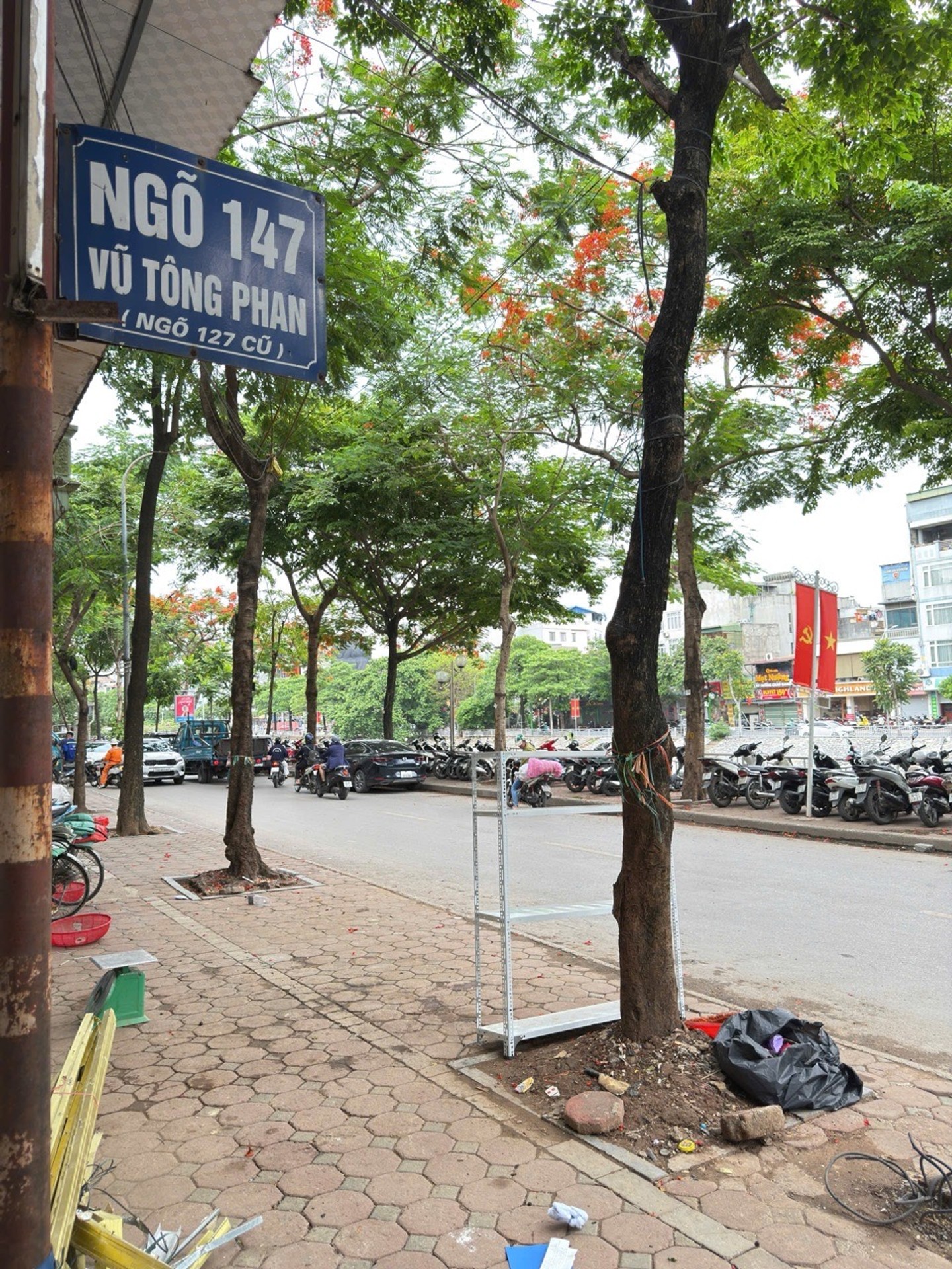 Bán nhà Vũ Tông Phan - diện tích 26m2 5 tầng - Nhà xây mới full nội thất - giá 7,35 tỷ