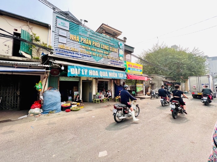 Bán nhà Hồng Hà - diện tích 182m2 3 tầng - Ô tô tránh - giá 57 tỷ