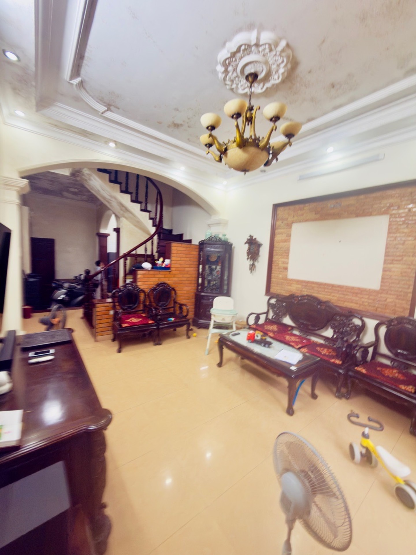 Bán nhà Kim Ngưu - diện tích 80m2 3 tầng - Nhà 2 mặt thoáng - giá 22 tỷ
