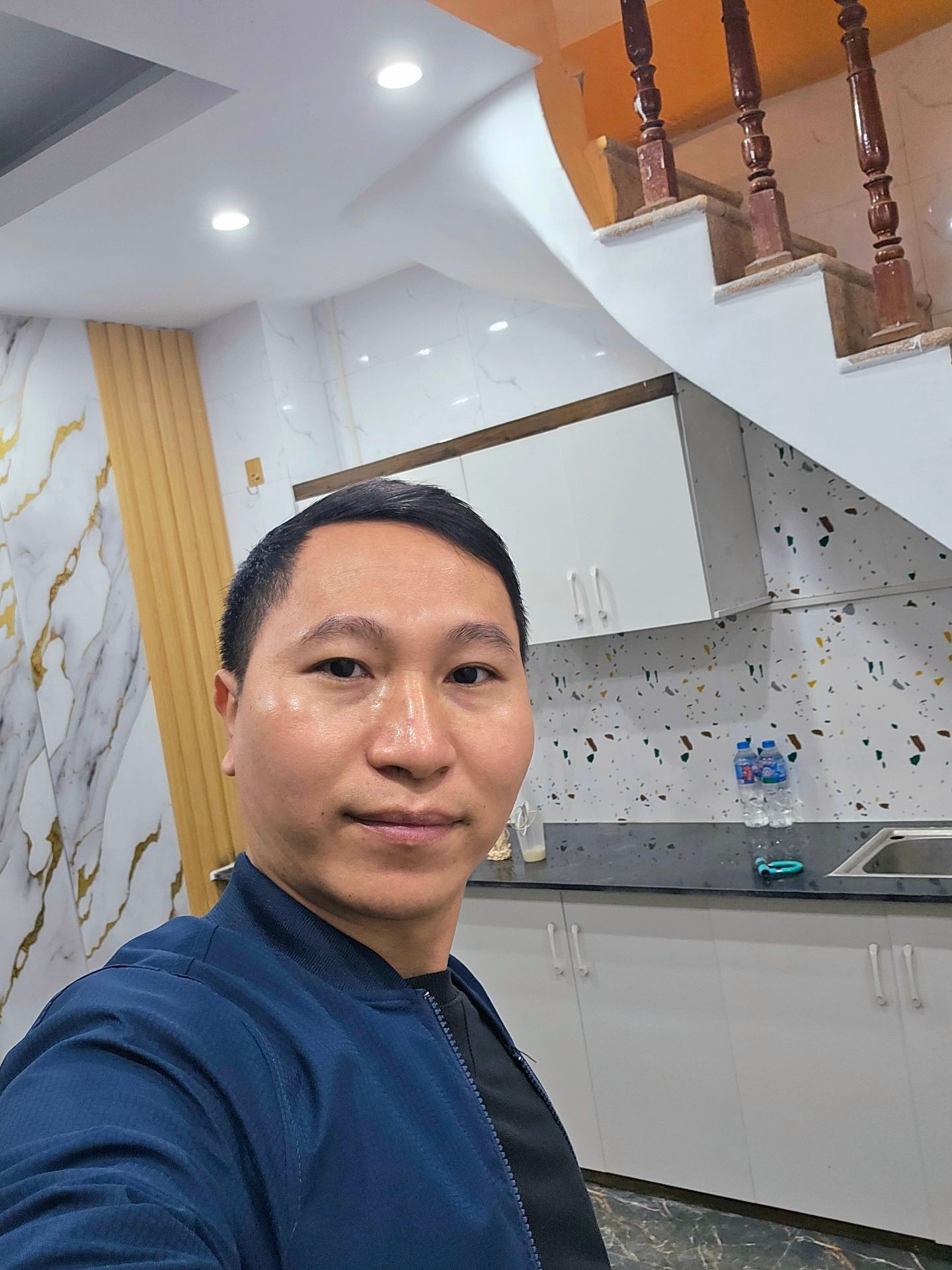 Bán nhà Tân Mai - diện tích 16m2 5 tầng - Nhà đẹp đủ đồ nội thất ở ngay - giá 3,15 tỷ