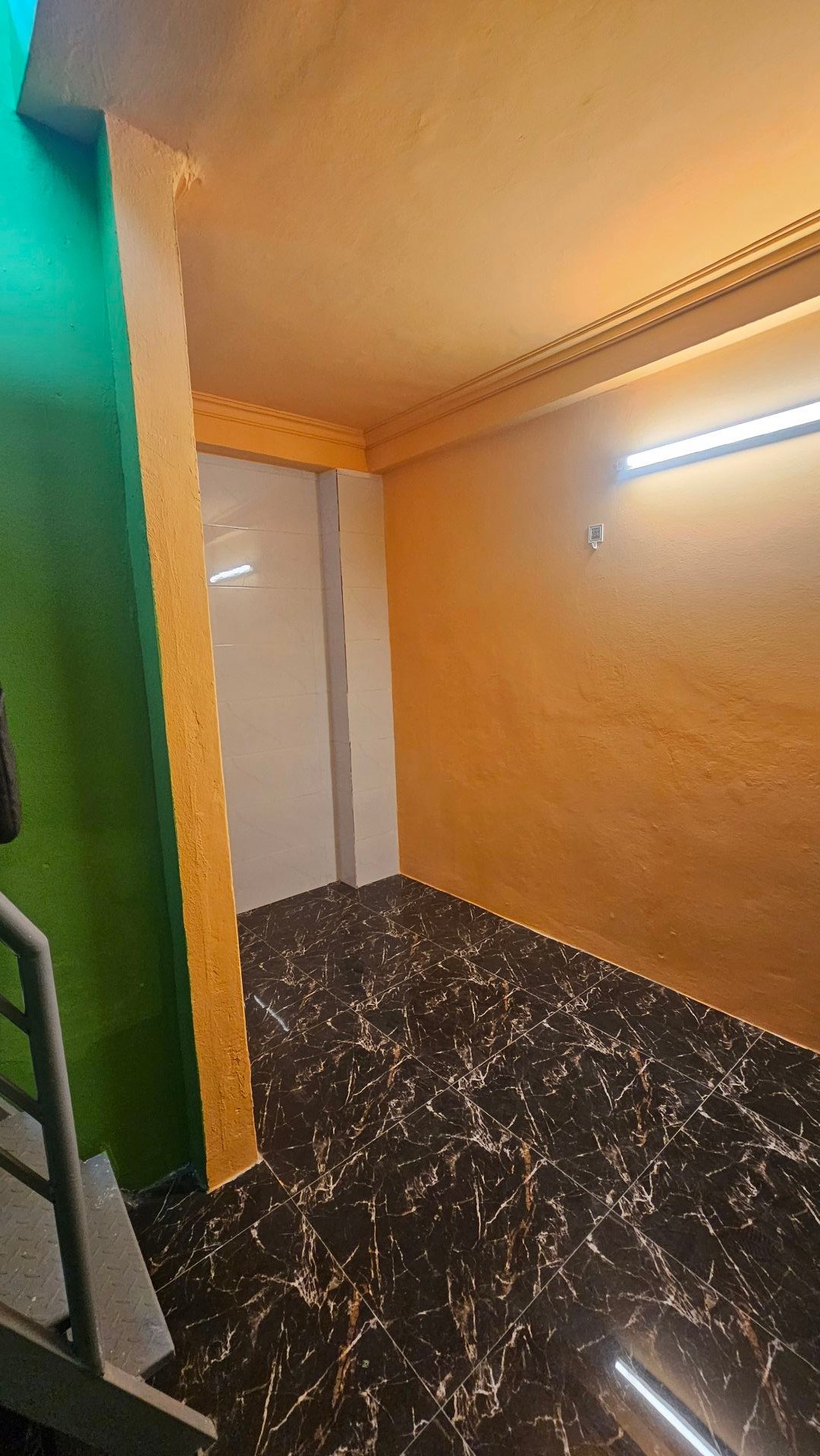 Bán nhà Tân Mai - diện tích 16m2 5 tầng - Nhà đẹp đủ đồ nội thất ở ngay - giá 3,15 tỷ