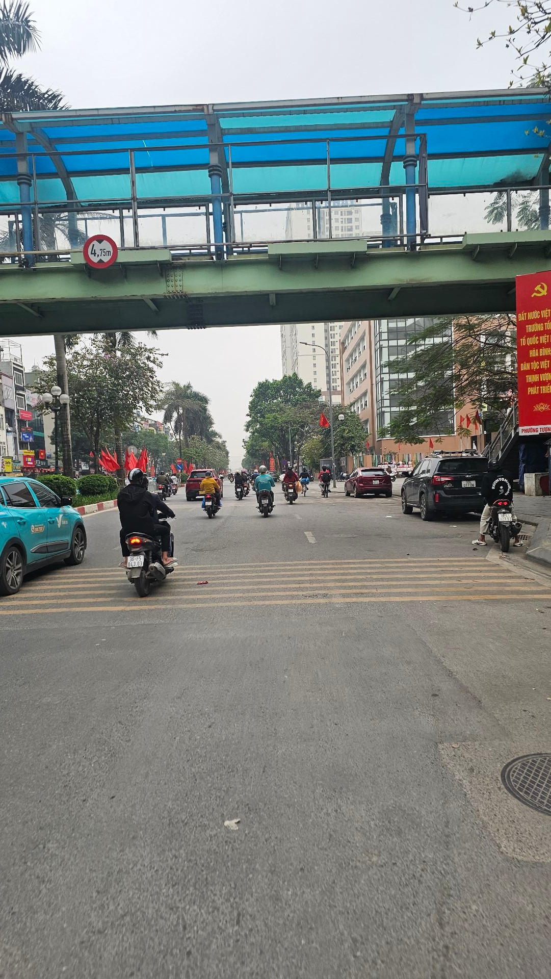 Bán nhà Tân Mai - diện tích 16m2 5 tầng - Nhà đẹp đủ đồ nội thất ở ngay - giá 3,15 tỷ
