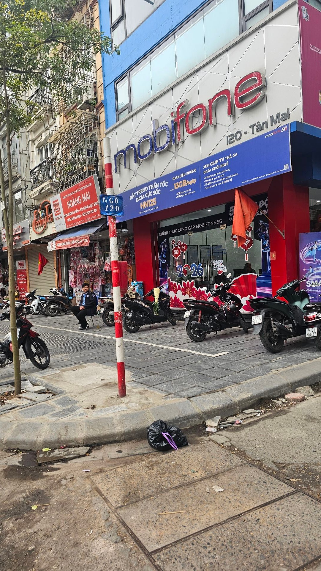 Bán nhà Tân Mai - diện tích 16m2 5 tầng - Nhà đẹp đủ đồ nội thất ở ngay - giá 3,15 tỷ