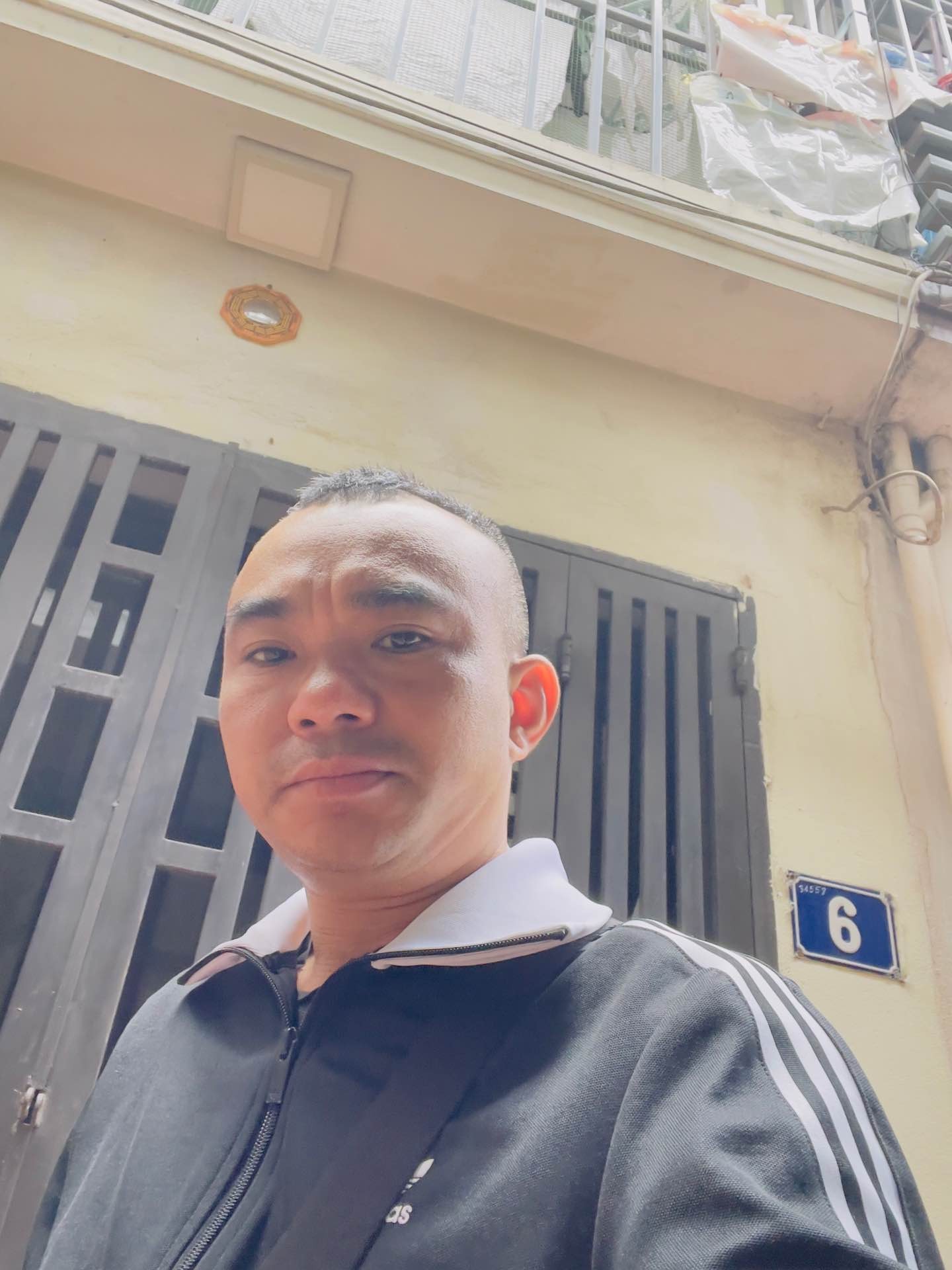 Bán nhà Đông Thiên - diện tích 35m2 2 tầng - Nhà đẹp hiếm có - giá 3,7 tỷ