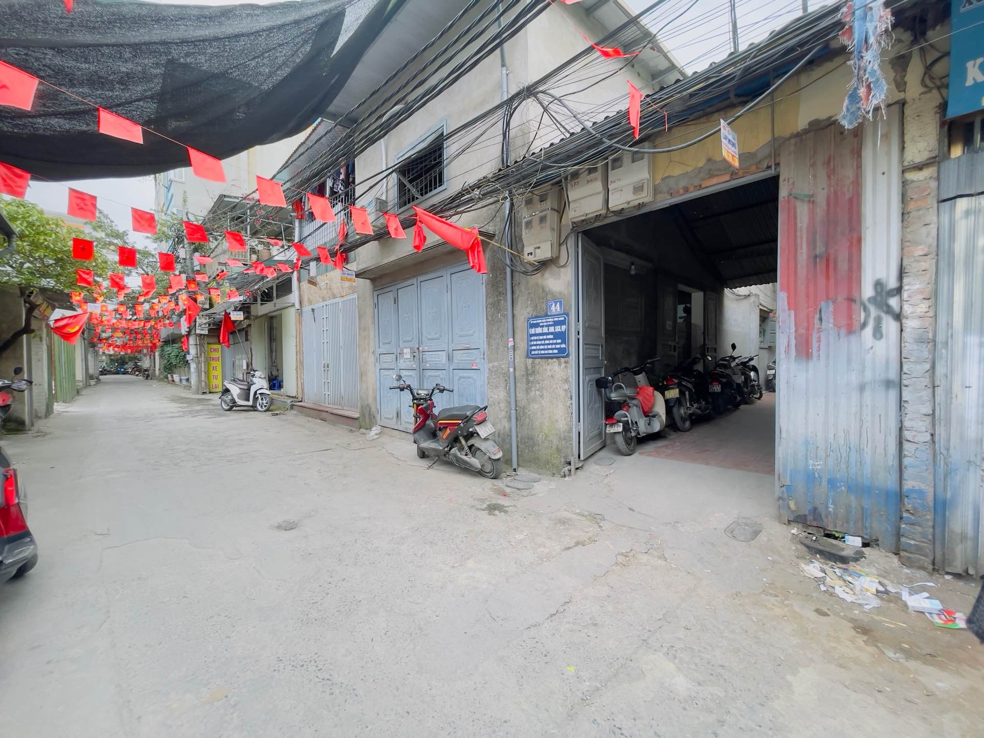 Bán nhà Đông Thiên - diện tích 35m2 2 tầng - Nhà đẹp hiếm có - giá 3,7 tỷ