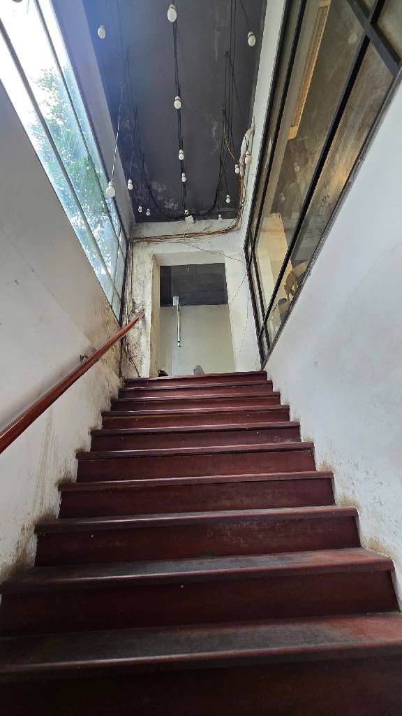 Bán nhà Nguyễn Ngọc Doãn - diện tích 122m2 3 tầng - Lô góc 3 mặt thoáng - giá 72 tỷ