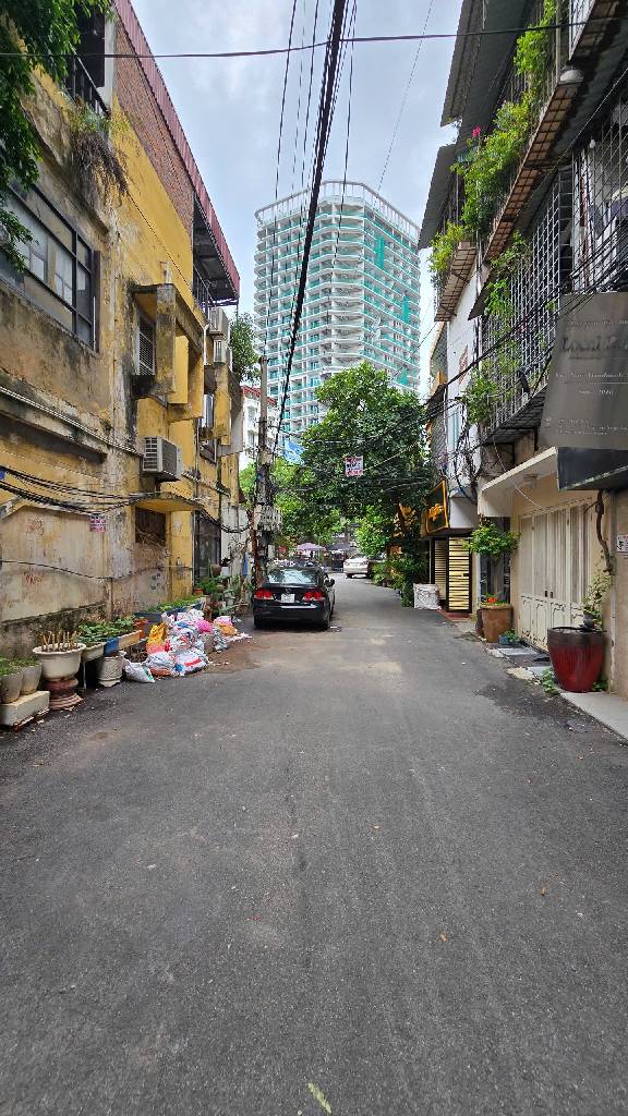 Bán nhà Nguyễn Ngọc Doãn - diện tích 122m2 3 tầng - Lô góc 3 mặt thoáng - giá 72 tỷ