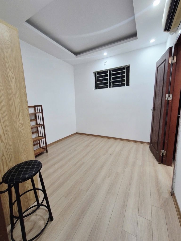Bán nhà Nguyễn Xiển - diện tích 54m2 1 tầng - mặt phố - giá 3,8 tỷ