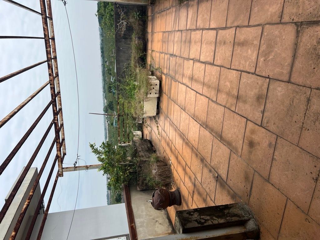 Bán nhà Âu Cơ - diện tích 134m2 3 tầng - Lô góc, 3 mặt thoáng - giá 38 tỷ