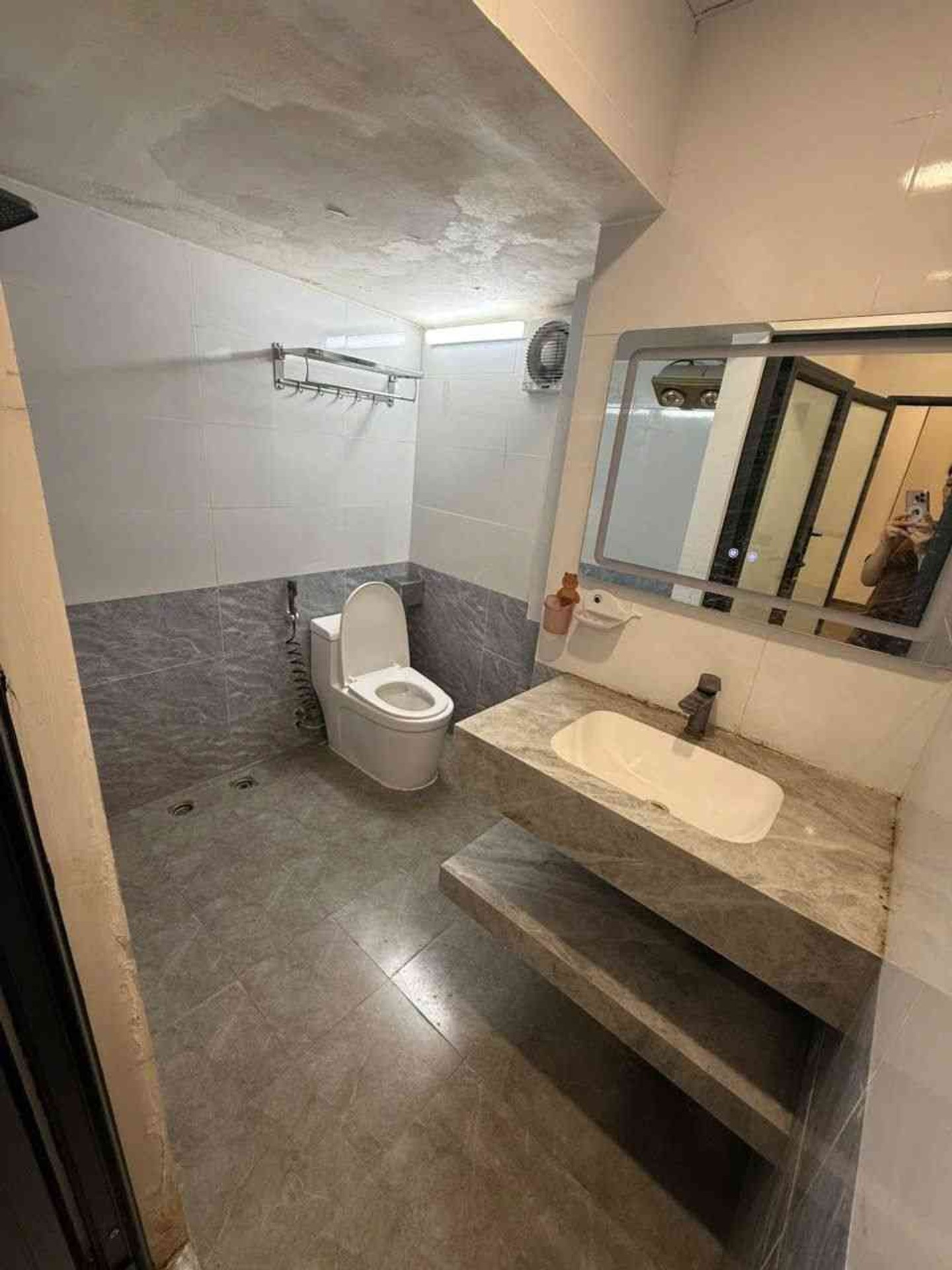 Bán nhà Trần Khát Chân - diện tích 39m2 3 tầng - Hàng hiếm - giá 9,1 tỷ