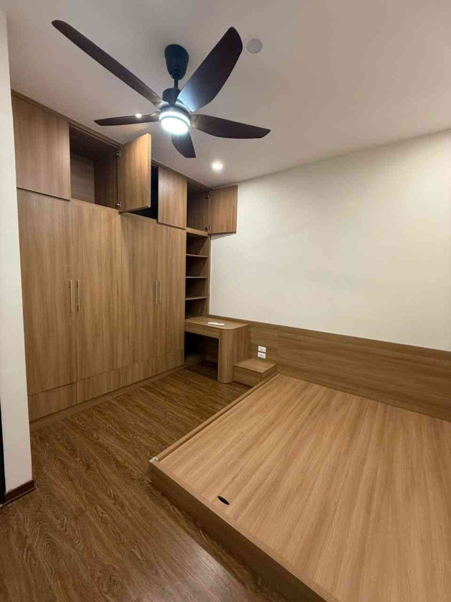 Bán nhà Trần Khát Chân - diện tích 39m2 3 tầng - Hàng hiếm - giá 9,1 tỷ