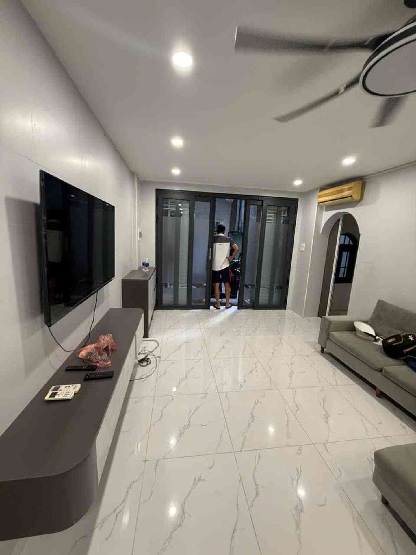 Bán nhà Trần Khát Chân - diện tích 39m2 3 tầng - Hàng hiếm - giá 9,1 tỷ