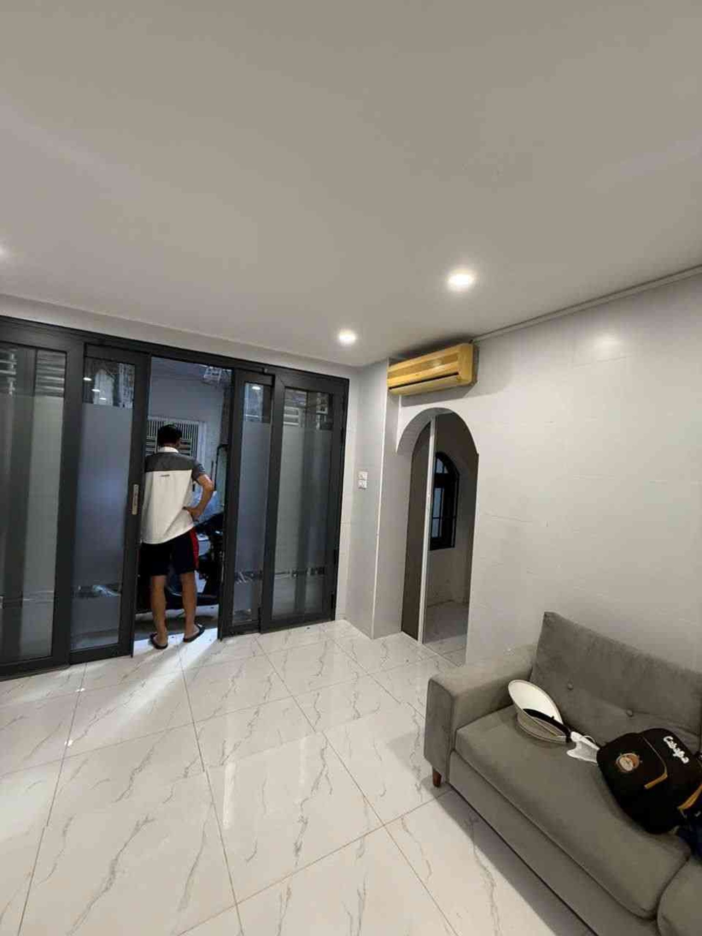 Bán nhà Trần Khát Chân - diện tích 39m2 3 tầng - Hàng hiếm - giá 9,1 tỷ