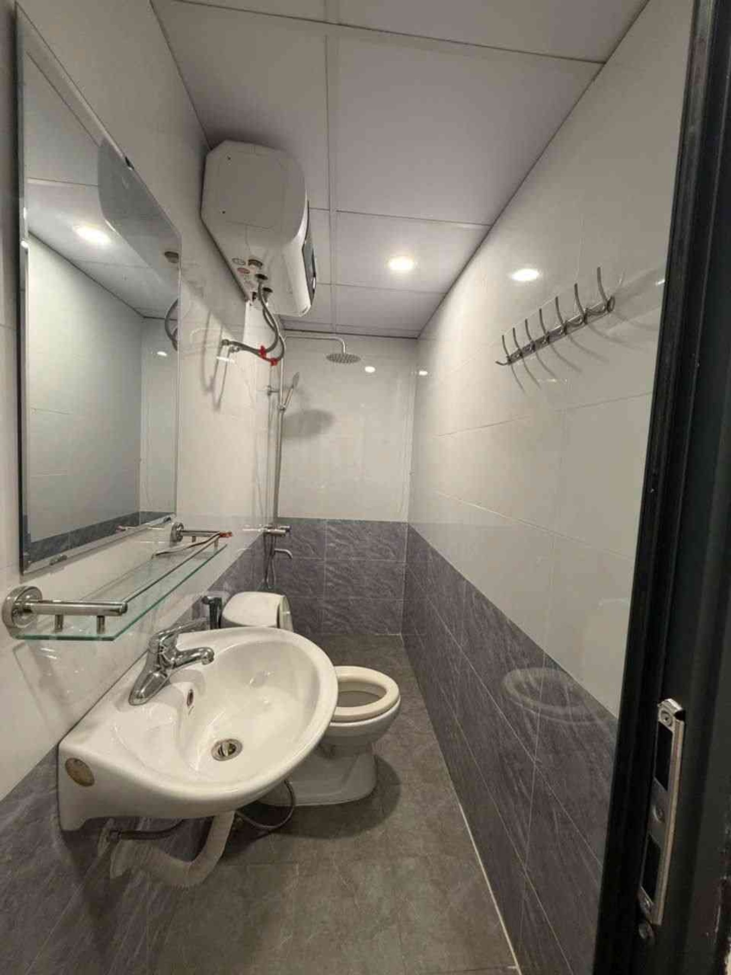 Bán nhà Trần Khát Chân - diện tích 39m2 3 tầng - Hàng hiếm - giá 9,1 tỷ