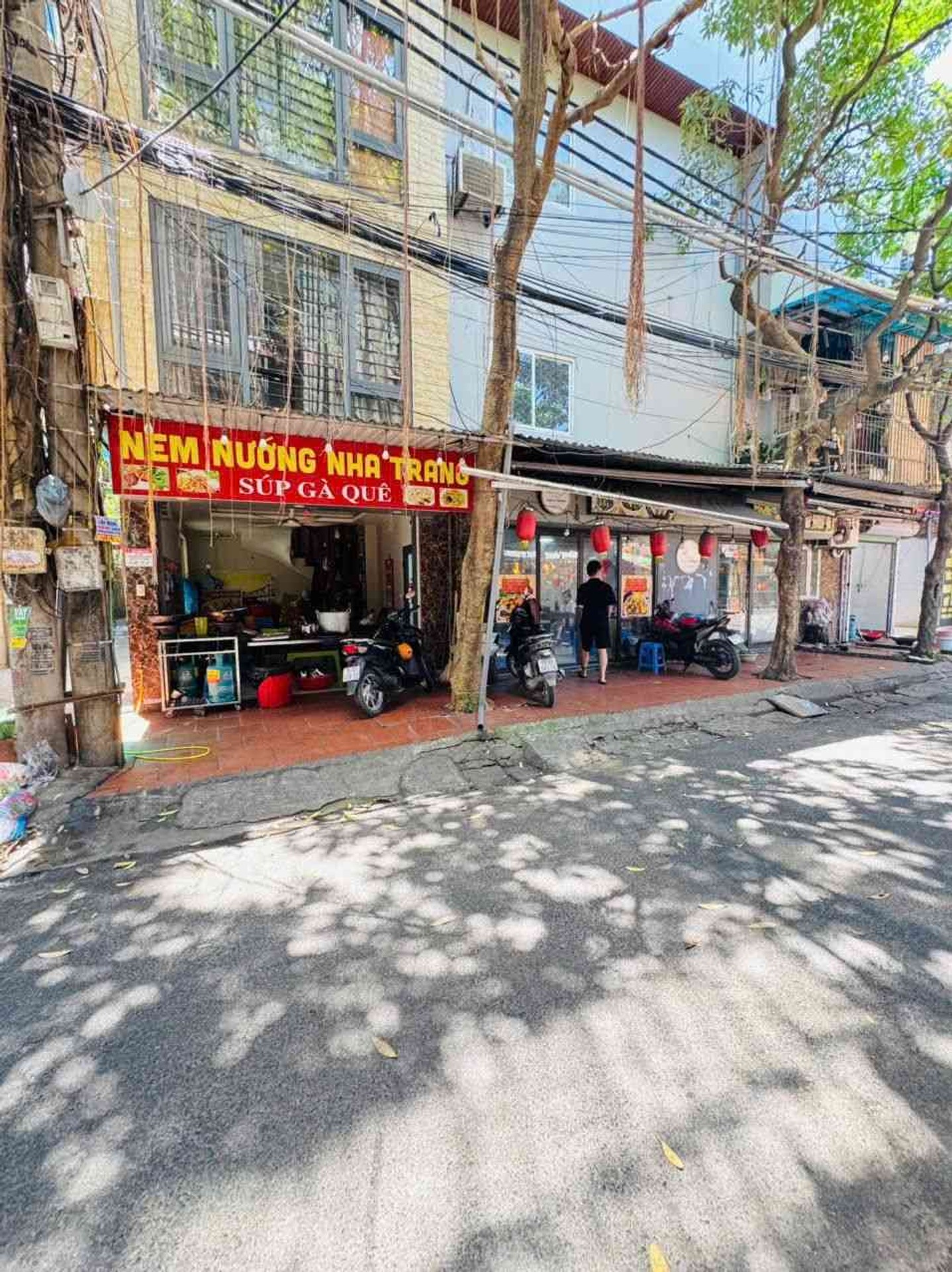 Bán nhà Bùi Ngọc Dương - diện tích 55m2 4 tầng - Lô góc mặt tiền khủng 12,8m - giá 10,5 tỷ