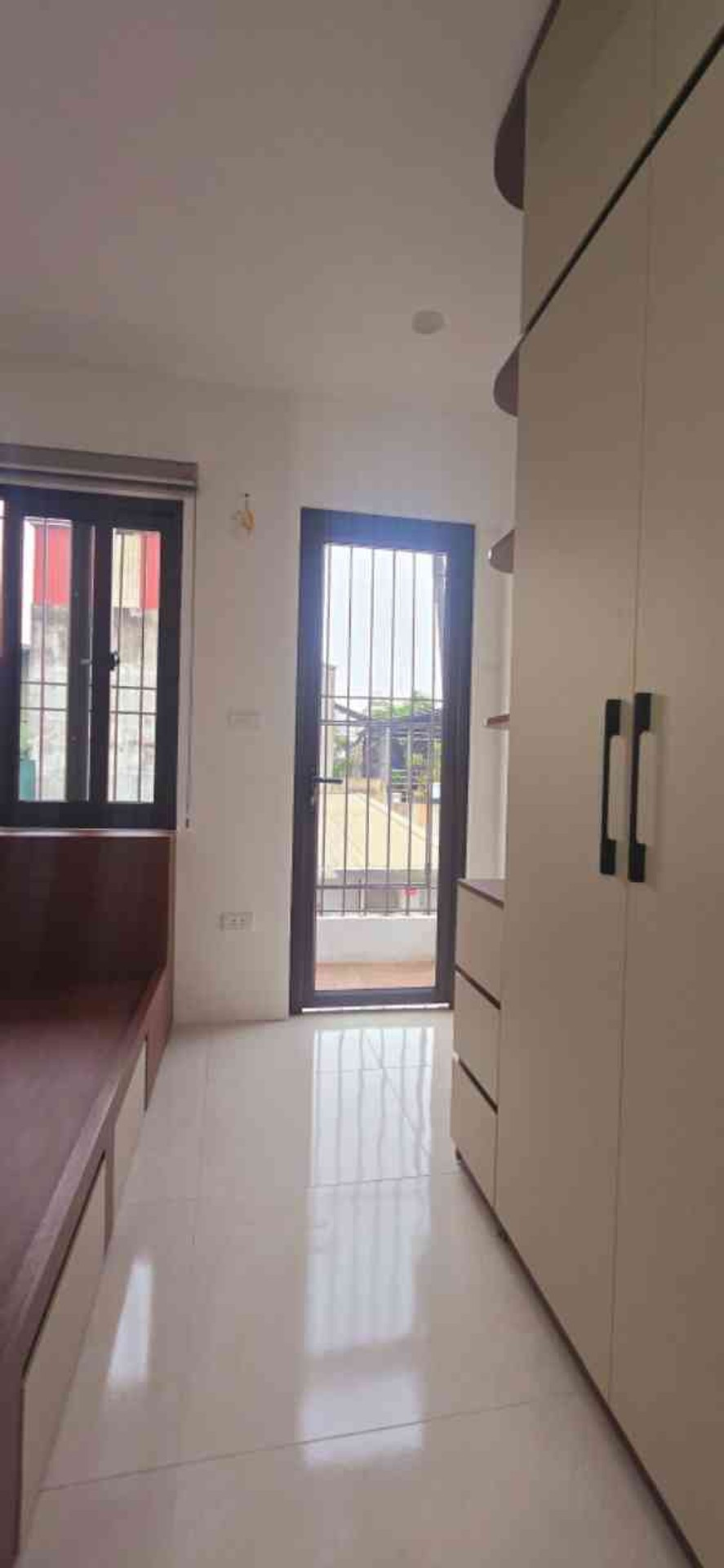 Bán nhà Bùi Ngọc Dương - diện tích 11m2 5 tầng - Căn góc 2 thoáng - giá 3,45 tỷ