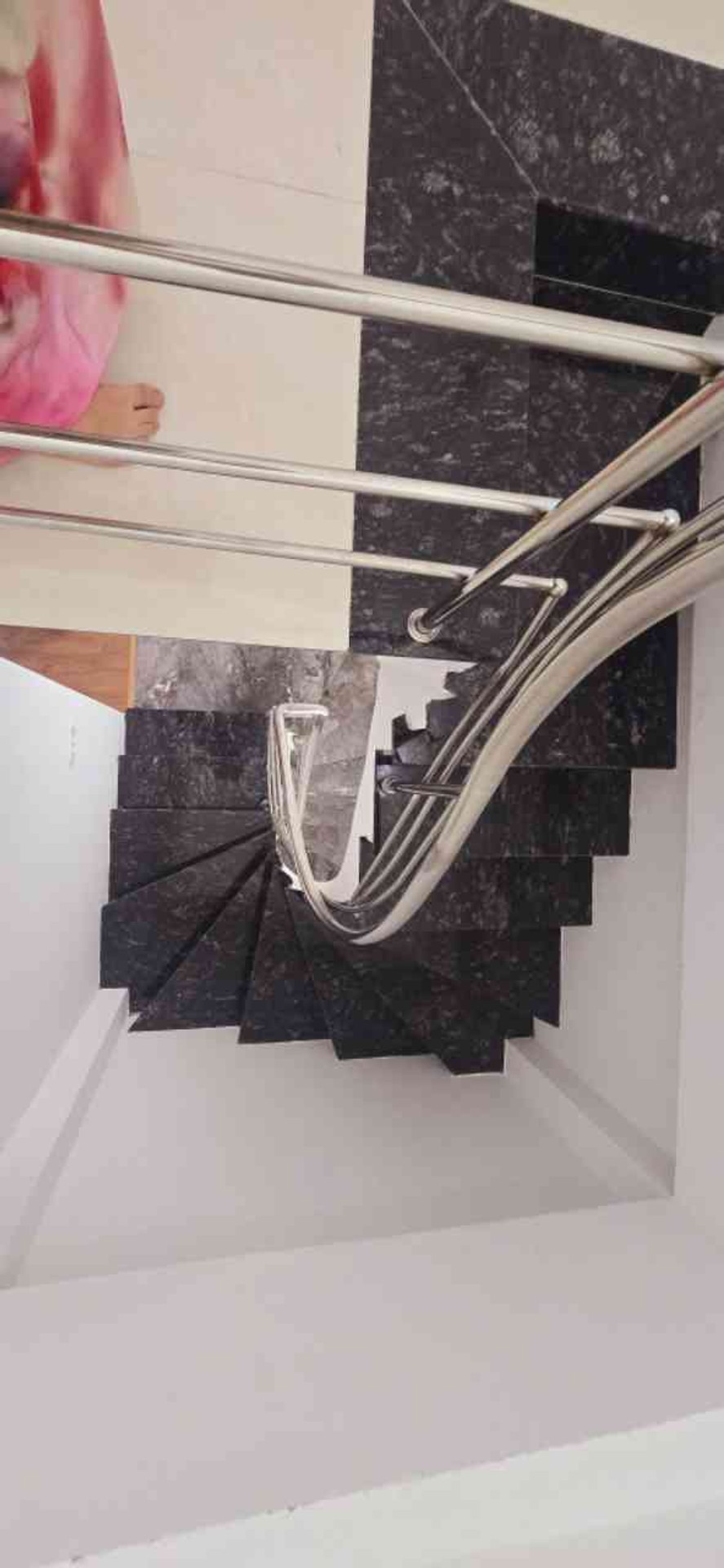 Bán nhà Bùi Ngọc Dương - diện tích 11m2 5 tầng - Căn góc 2 thoáng - giá 3,45 tỷ