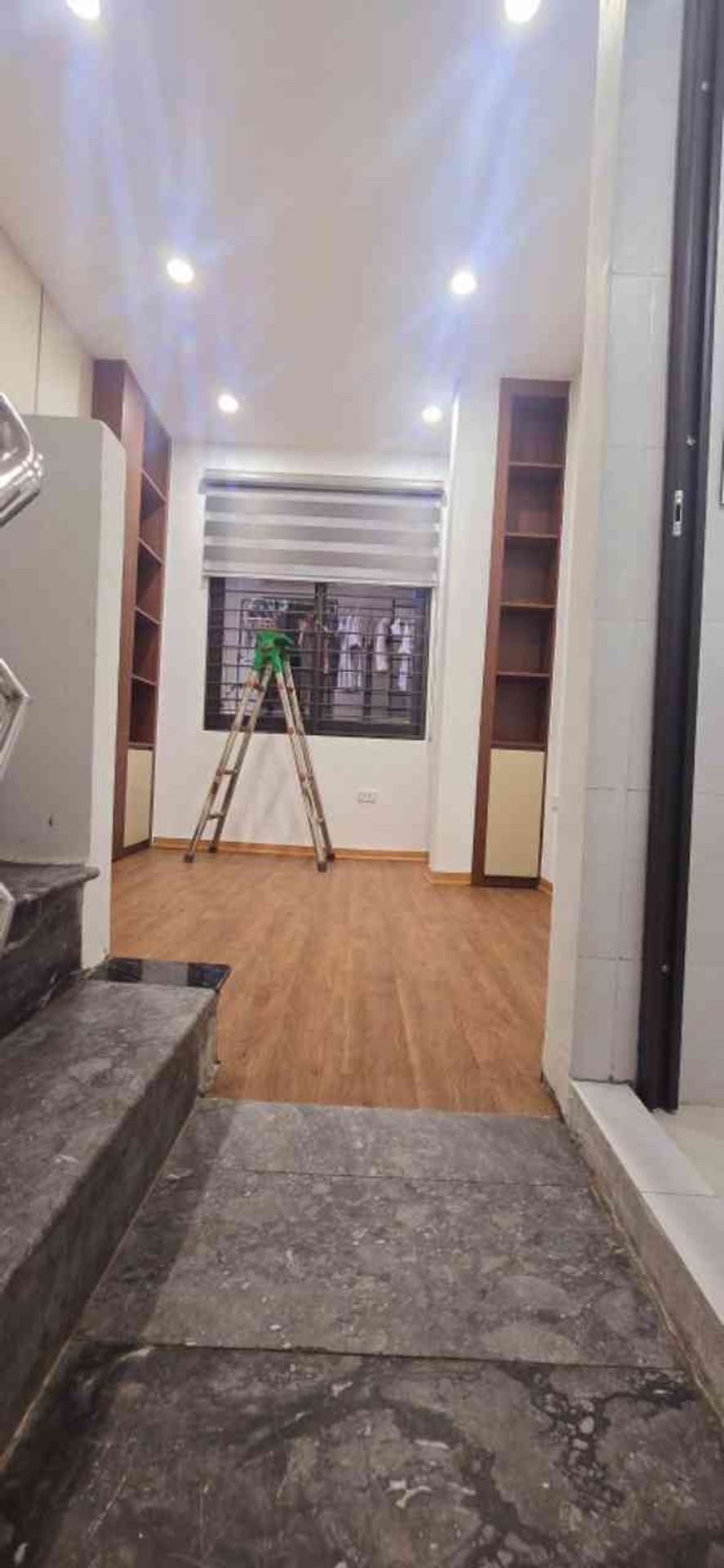 Bán nhà Bùi Ngọc Dương - diện tích 11m2 5 tầng - Căn góc 2 thoáng - giá 3,45 tỷ