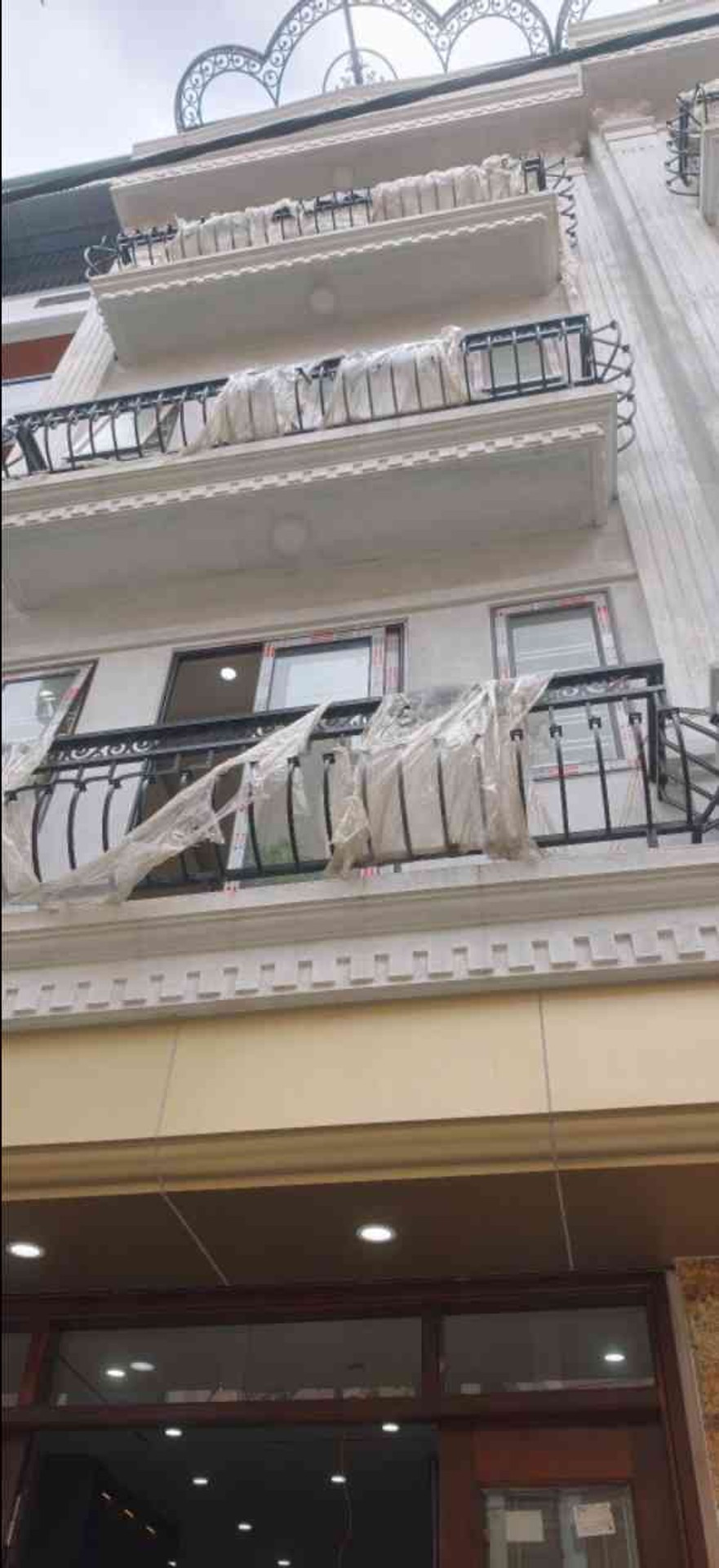Bán nhà Nam Dư - diện tích 55m2 6 tầng - Nhà mới kinh doanh văn phòng, thang máy, gara ô tô - giá 16,5 tỷ