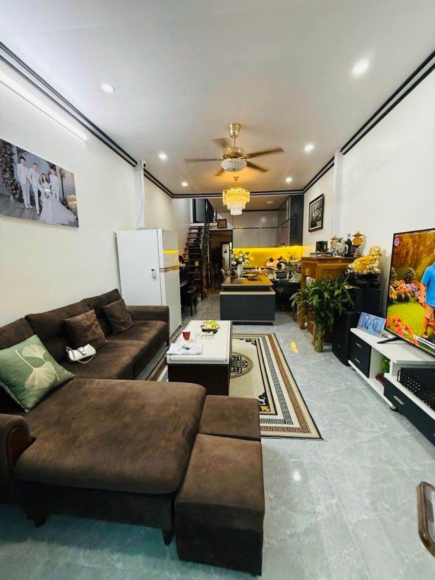 Bán nhà Định Công Thượng - diện tích 61m2 2 tầng - gần ô tô - giá 2,5 tỷ