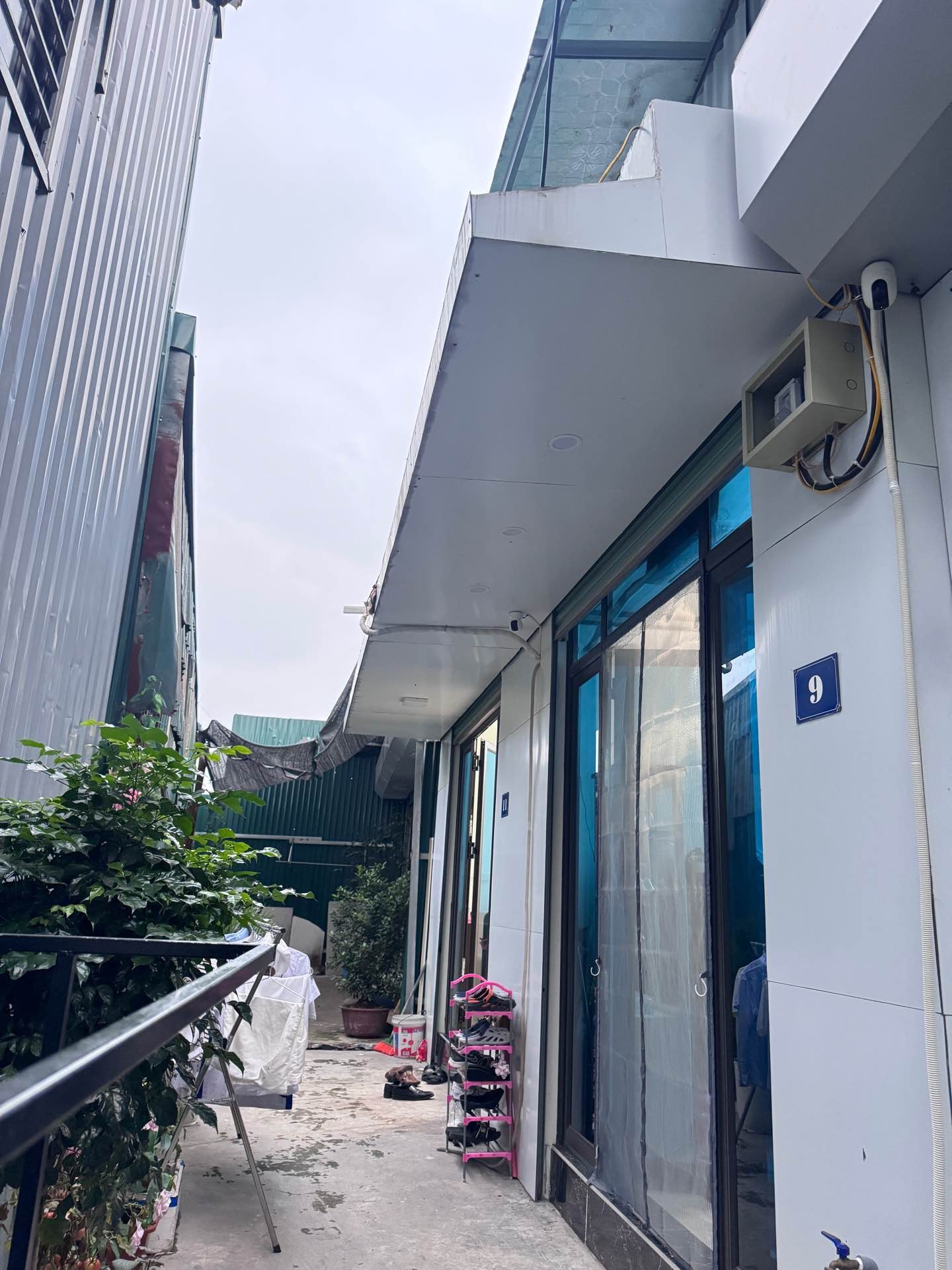 Bán nhà Định Công Thượng - diện tích 61m2 2 tầng - gần ô tô - giá 2,5 tỷ
