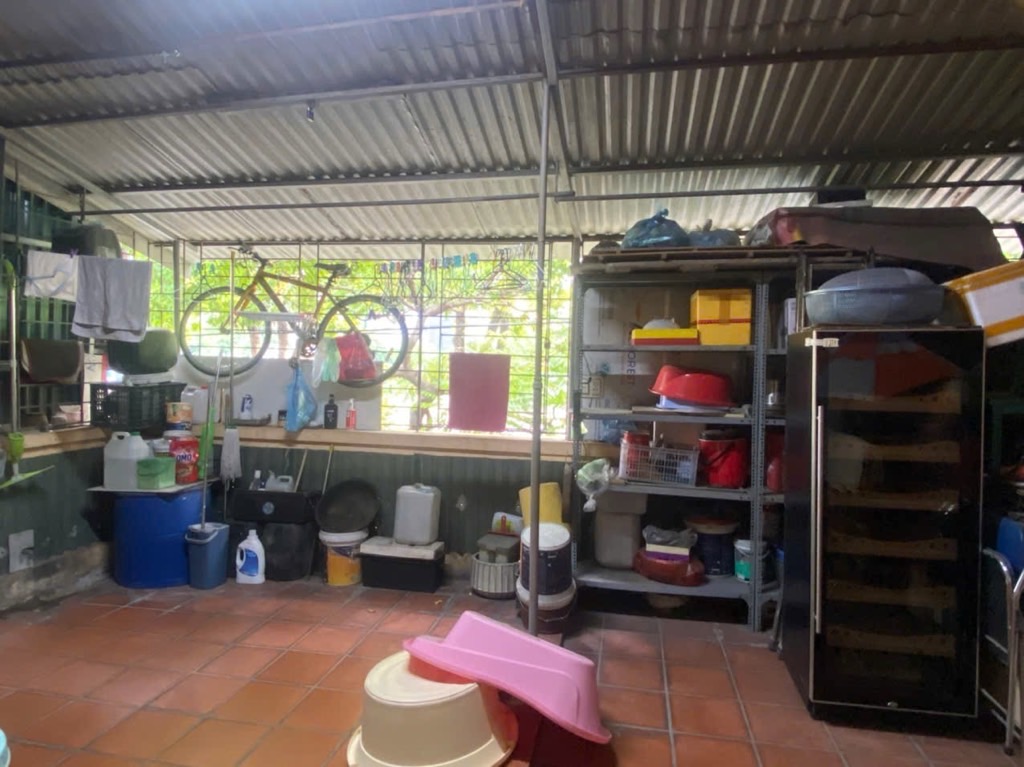 Bán nhà Đường Láng - diện tích 90m2 2 tầng - Mặt phố đắc địa - giá 26,9 tỷ