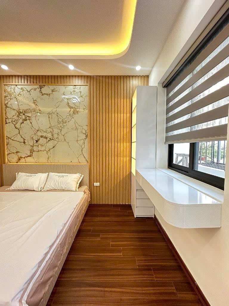 Bán nhà Vĩnh Tuy - diện tích 120m2 2 tầng - Nội thất xịn, vừa ở vừa cho thuê - giá 5,7 tỷ
