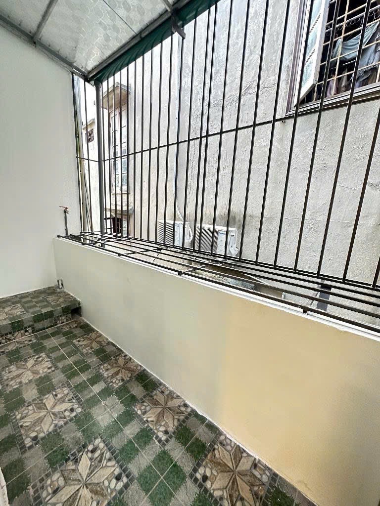 Bán nhà Vĩnh Tuy - diện tích 120m2 2 tầng - Nội thất xịn, vừa ở vừa cho thuê - giá 5,7 tỷ