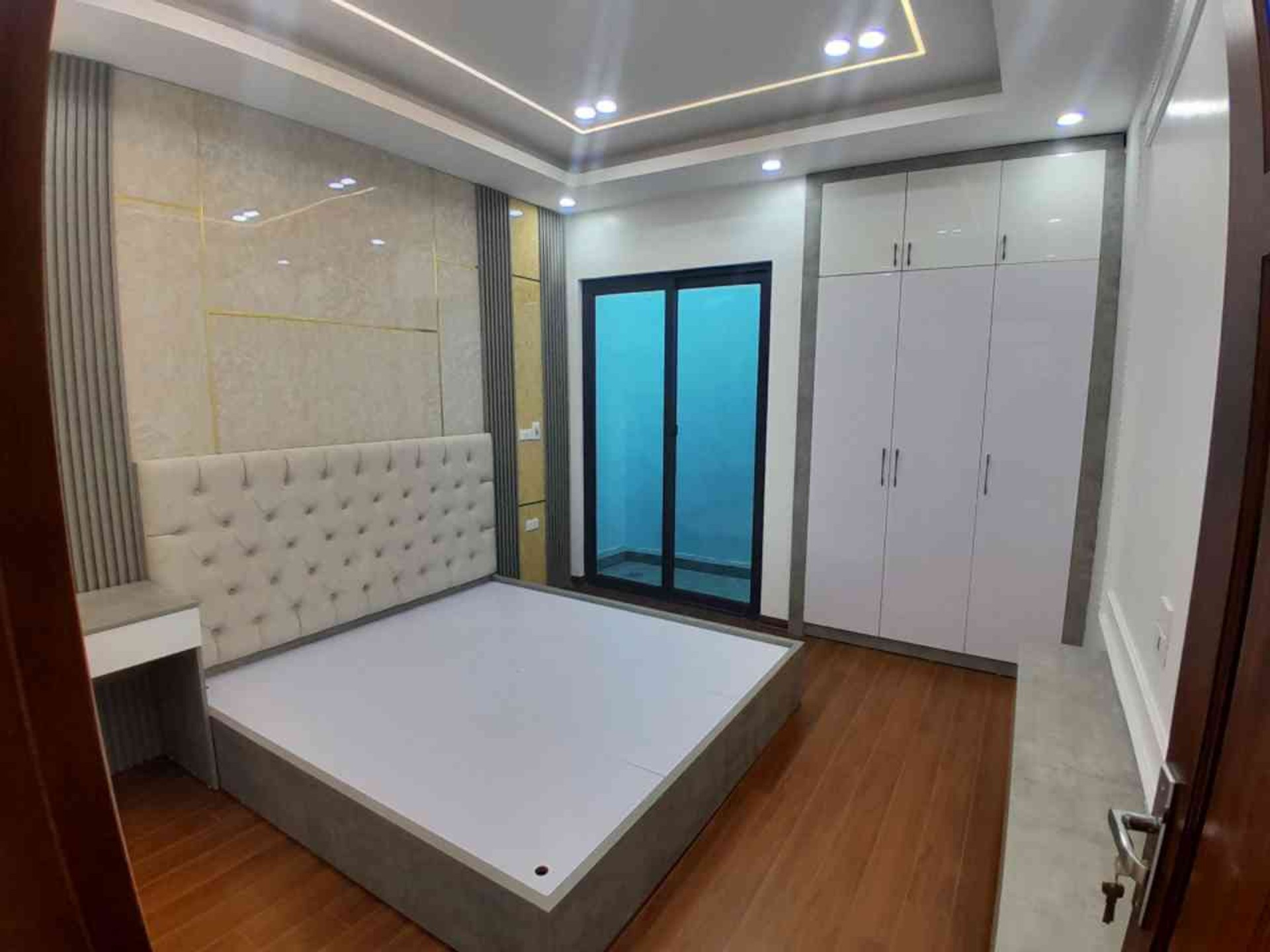 Bán nhà Hòa Bình 7 - diện tích 43m2 4 tầng - Căn nhà đẹp trong ngõ - giá 8,98 tỷ
