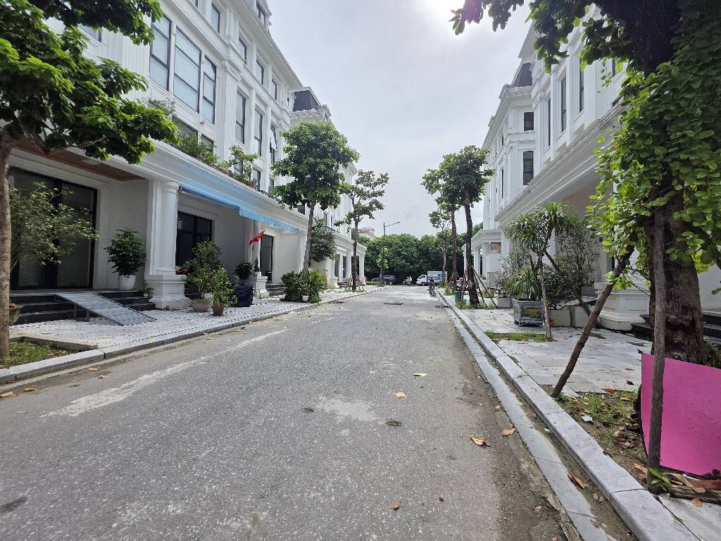 Bán nhà Louis IX.11 - diện tích 105m2 5 tầng - Sổ đỏ chính chủ, sẵn sàng giao dịch - giá 34,5 tỷ