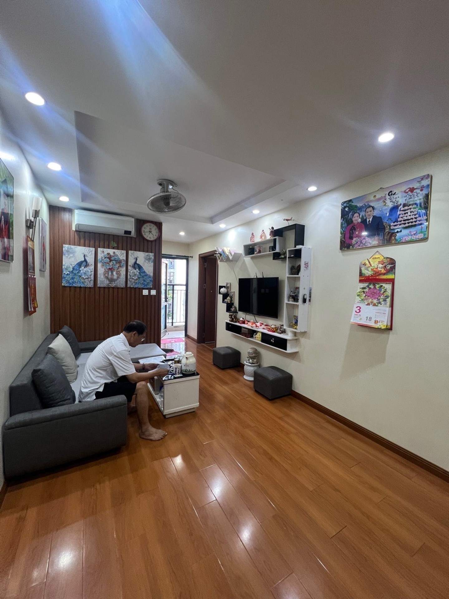 Bán nhà Hưng Thịnh - diện tích 52m2 20 tầng - Lô góc, nhiều tiện ích - giá 4,2 tỷ