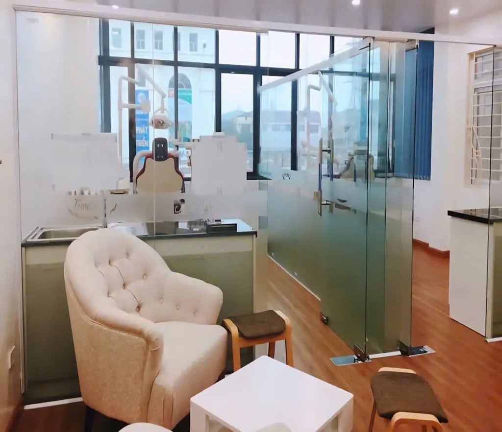 Bán nhà Minh Khai - diện tích 51.7m2 6 tầng - Lô góc 2 mặt thoáng - giá 39 tỷ