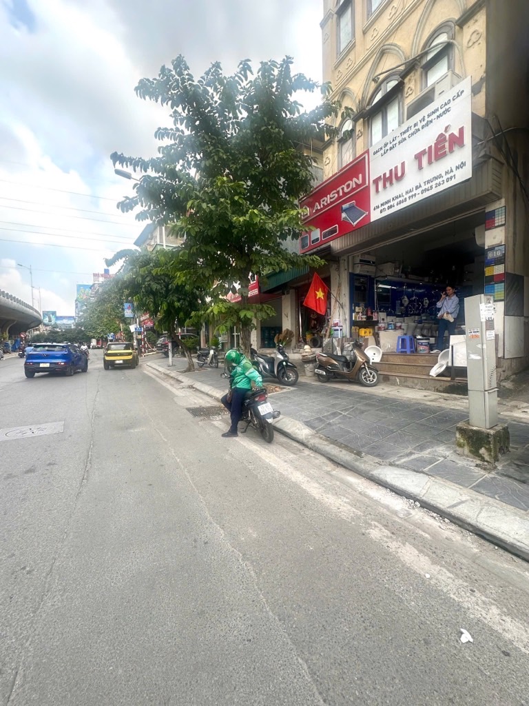 Bán nhà Minh Khai - diện tích 51.7m2 6 tầng - Lô góc 2 mặt thoáng - giá 39 tỷ