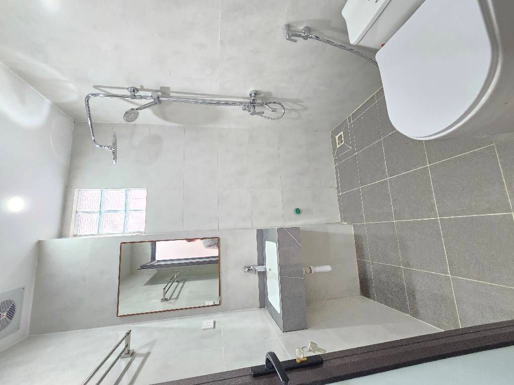 Bán nhà Định Công - diện tích 40m2 5 tầng - Ô tô đỗ cửa - giá 10,5 tỷ