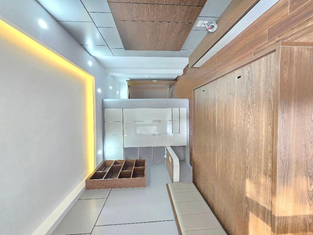 Bán nhà Định Công - diện tích 40m2 5 tầng - Ô tô đỗ cửa - giá 10,5 tỷ